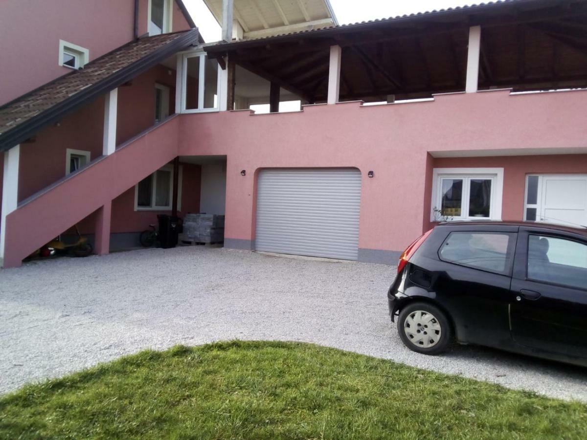 Studio Apartman Zagreb Horvati Rakov Potok 外观 照片